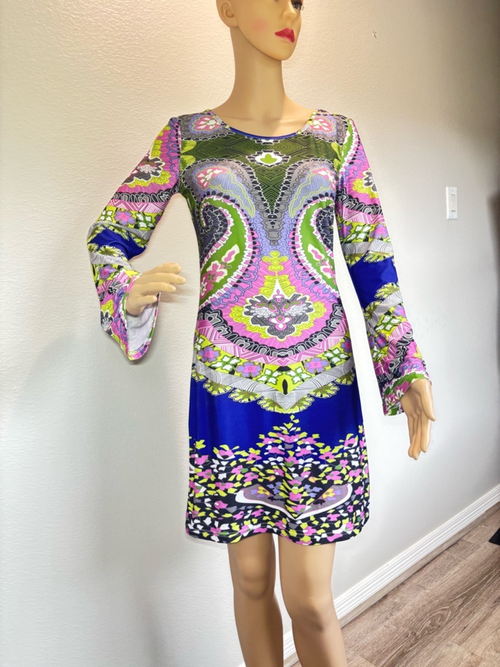 White Mark Couture Collection Blue, Pink & Green Paisley-Print Long Sleeve Dress - Picture 5 of 13